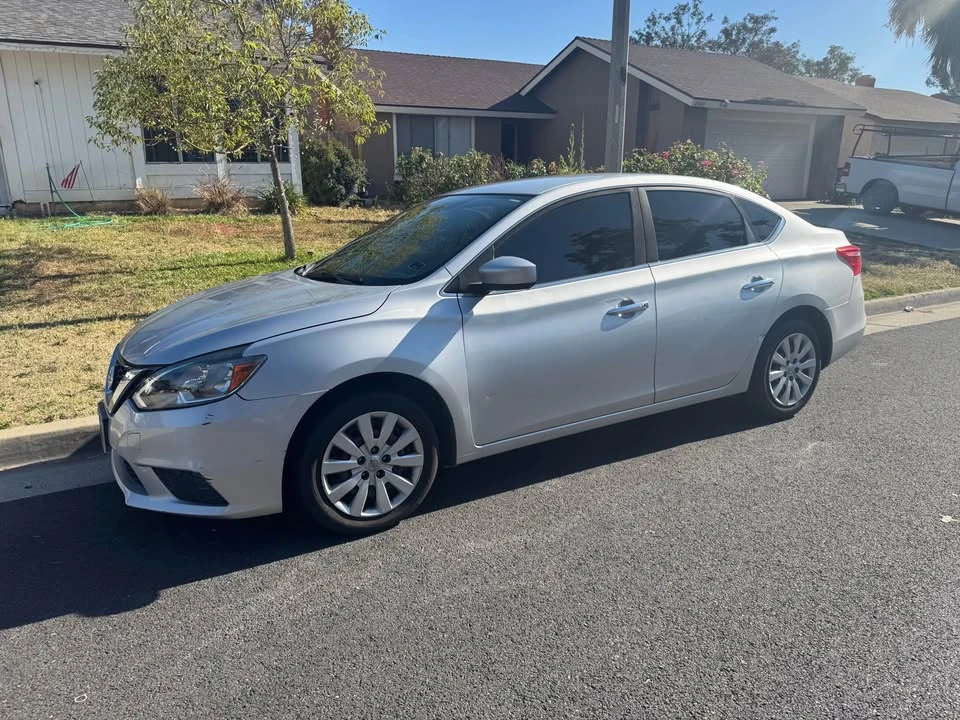 2017 Nissan Sentra 7th Gen - Image 3 of 8