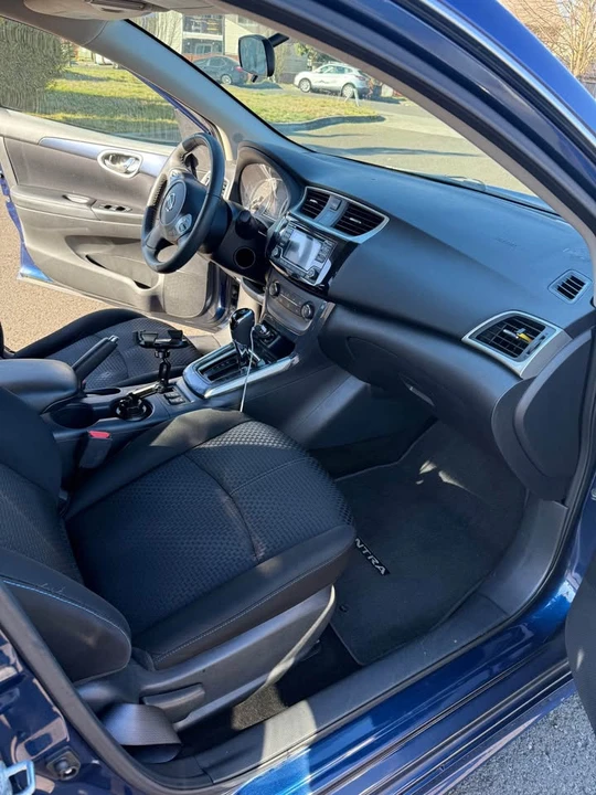 2017 Nissan Sentra 8th Gen - Image 6 of 9
