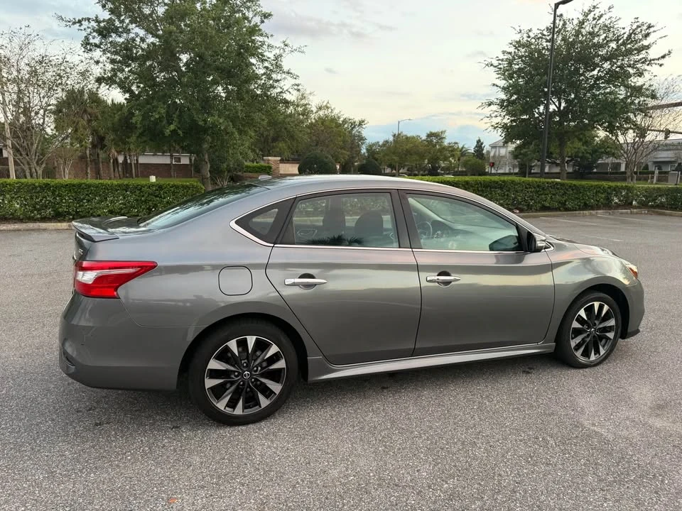 2017 Nissan Sentra 7th Gen - Image 5 of 14