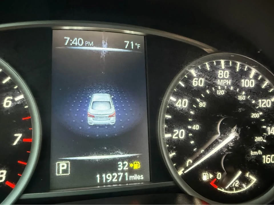 2017 Nissan Sentra 7th Gen - Image 10 of 14