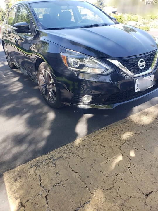2017 Nissan Sentra 7th Gen - Image 2 of 6