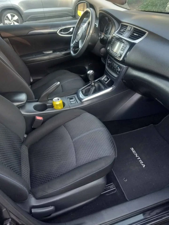 2017 Nissan Sentra 7th Gen - Image 4 of 4