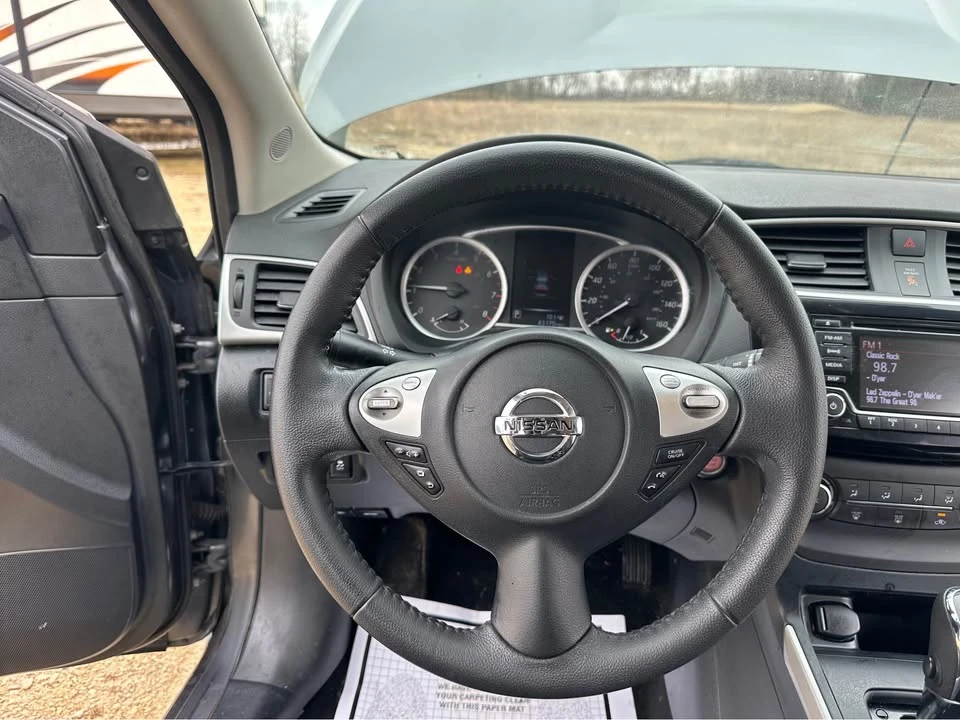 2017 Nissan Sentra 7th Gen - Image 19 of 21