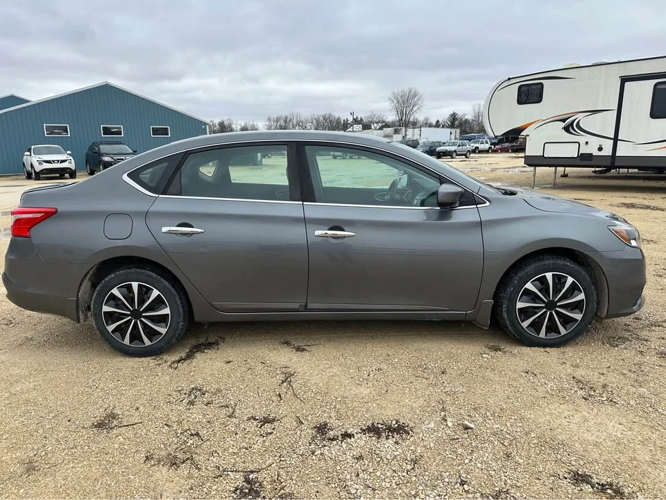 2017 Nissan Sentra 7th Gen - Image 6 of 21