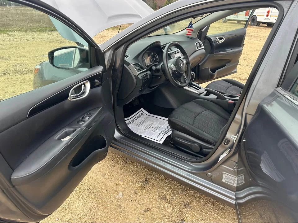2017 Nissan Sentra 7th Gen - Image 11 of 21