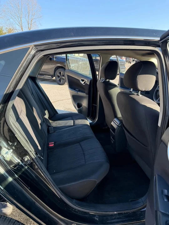 2017 Nissan Sentra 7th Gen - Image 10 of 11