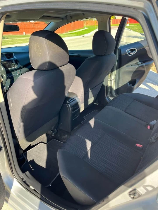 2017 Nissan Sentra 7th Gen - Image 6 of 8