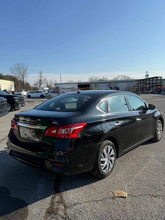 2017 Nissan Sentra 7th Gen - Image 4 of 11
