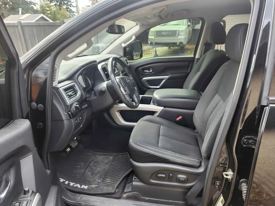 2017 Nissan Titan 2nd Gen - Image 10 of 14