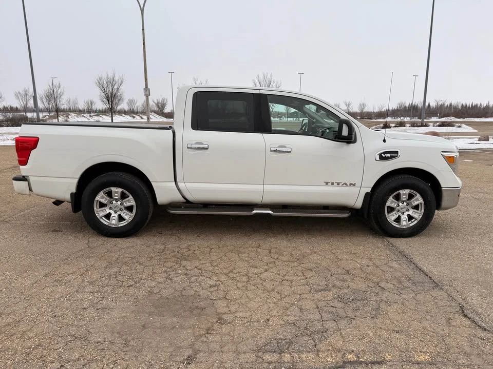 2017 Nissan Titan 2nd Gen - Image 8 of 14