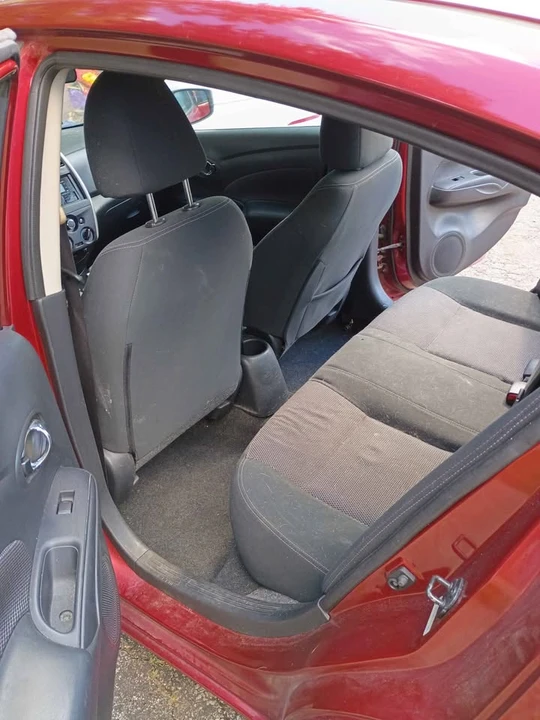 2017 Nissan Versa - Image 4 of 9