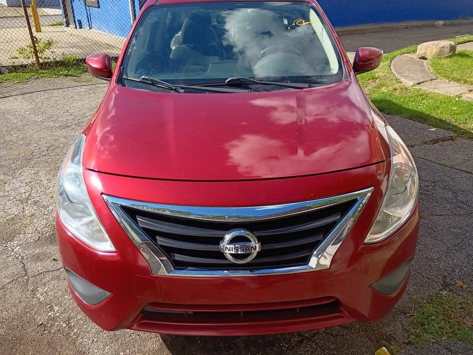 2017 Nissan Versa - Image 8 of 9