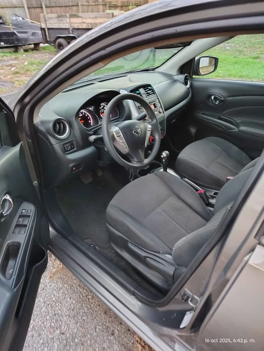 2017 Nissan Versa - Image 2 of 12