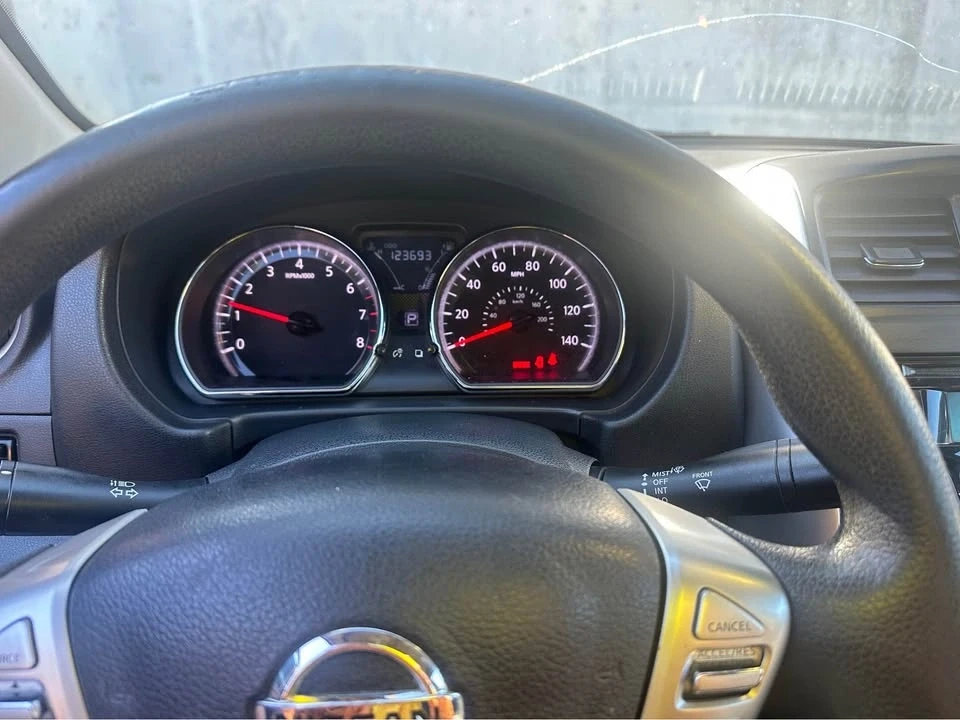 2017 Nissan Versa - Image 4 of 5