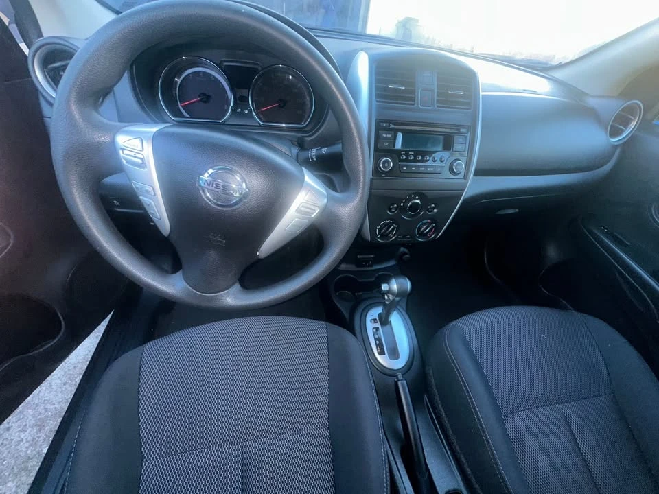 2017 Nissan Versa - Image 5 of 14