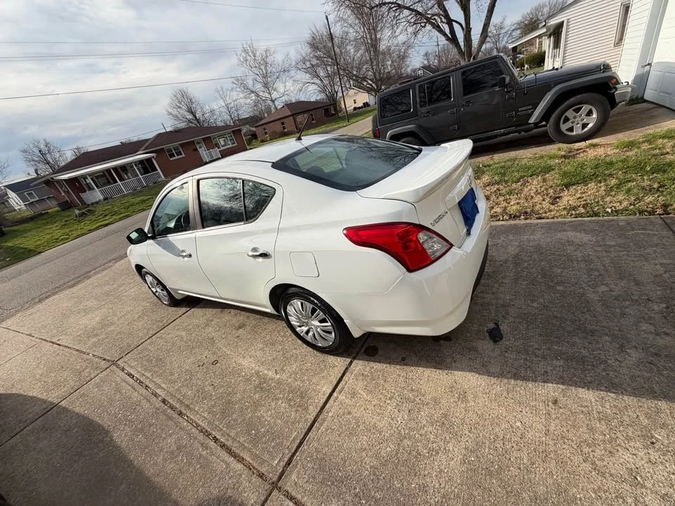 2017 Nissan Versa - Image 12 of 18