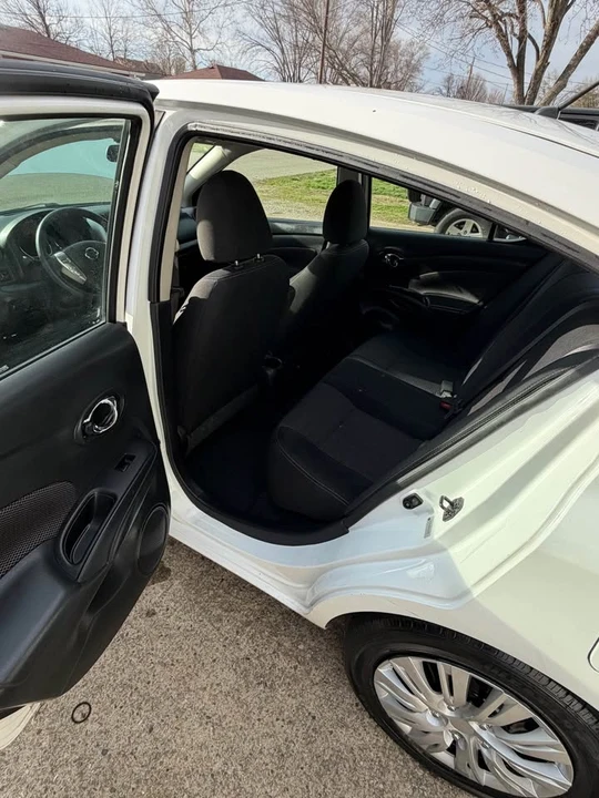 2017 Nissan Versa - Image 6 of 18