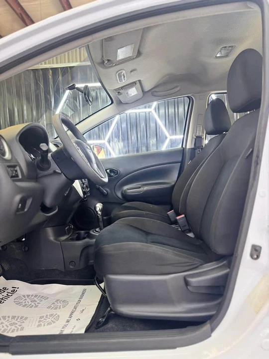 2017 Nissan Versa - Image 5 of 9