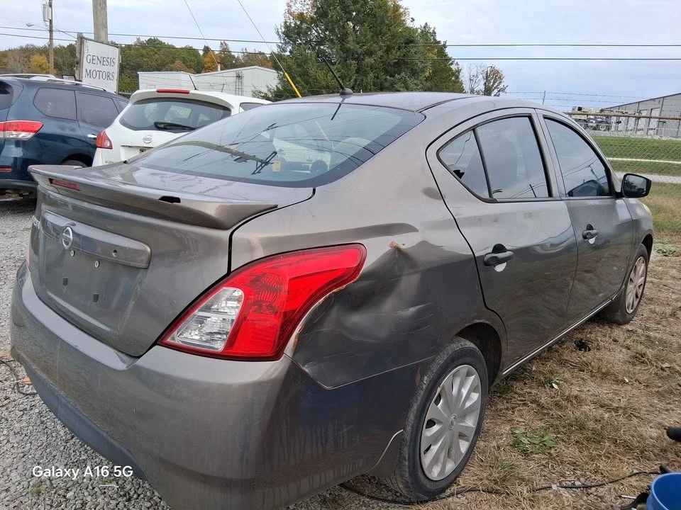2017 Nissan Versa - Image 4 of 9