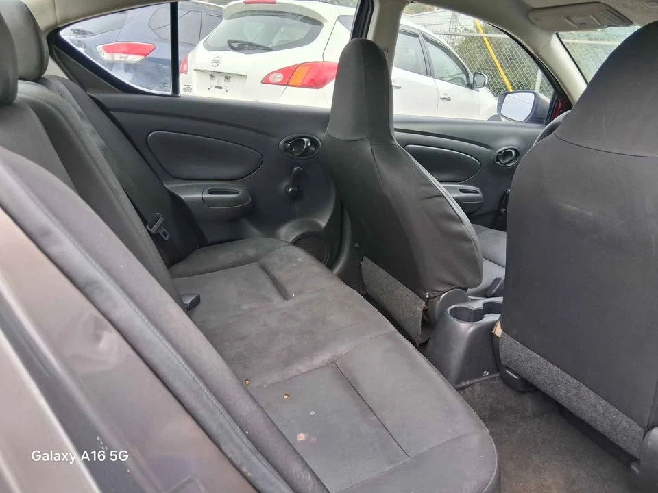2017 Nissan Versa - Image 8 of 9