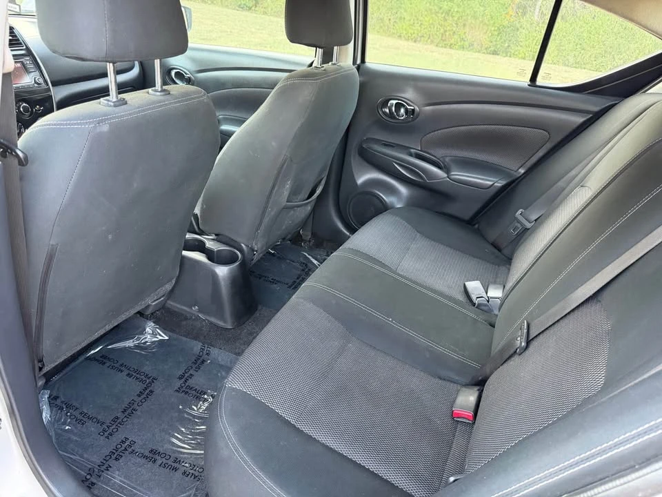 2017 Nissan Versa - Image 8 of 12