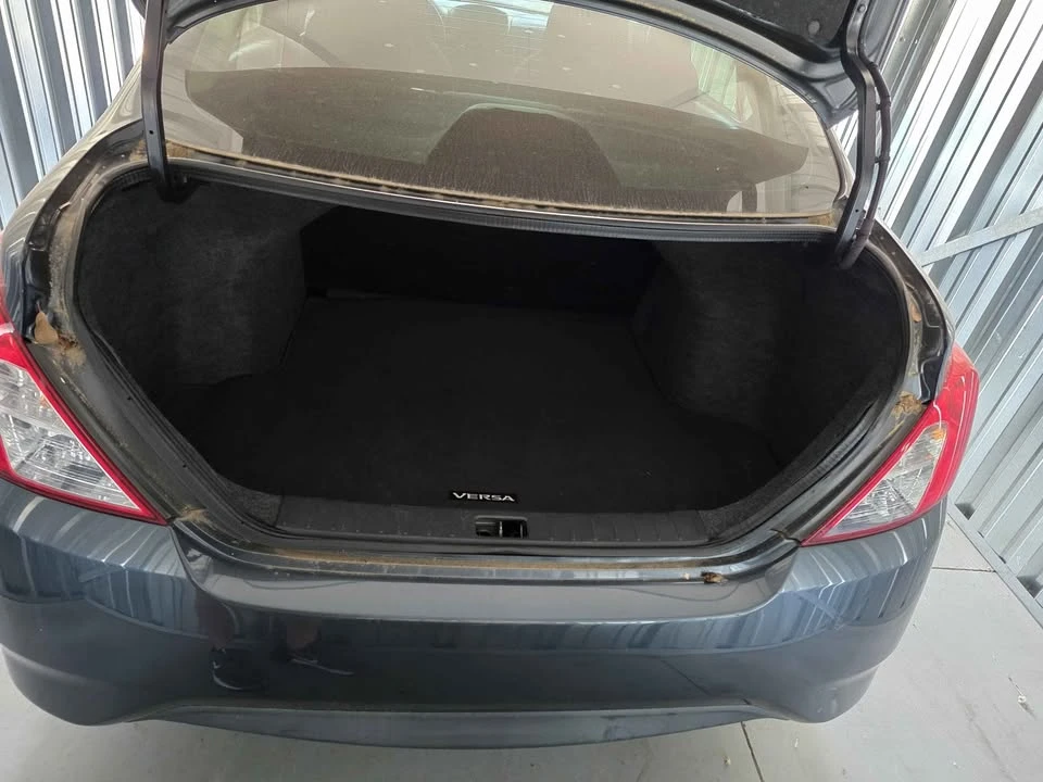 2017 Nissan Versa - Image 8 of 12