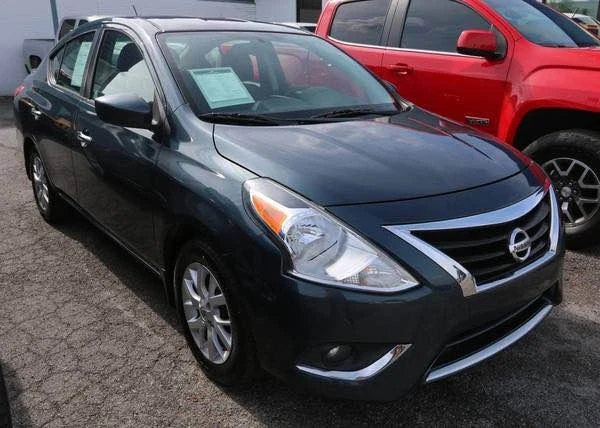 2017 Nissan Versa - Image 2 of 4