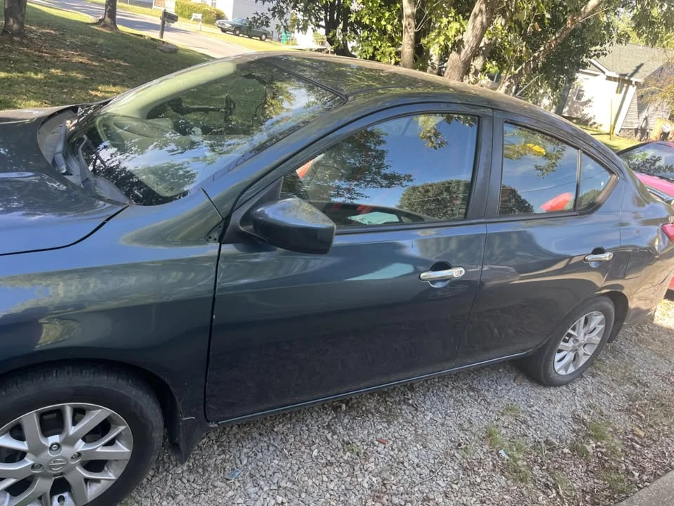 2017 Nissan Versa - Image 3 of 12