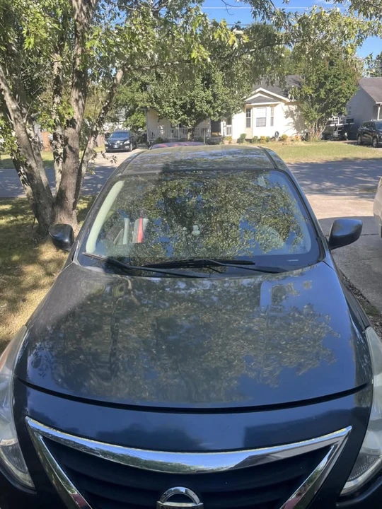 2017 Nissan Versa - Image 2 of 12