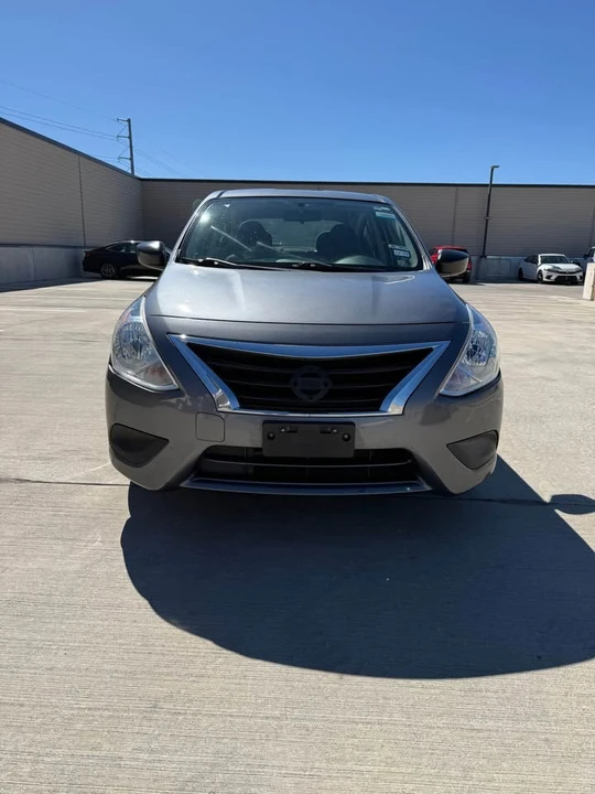2017 Nissan Versa - Image 3 of 9