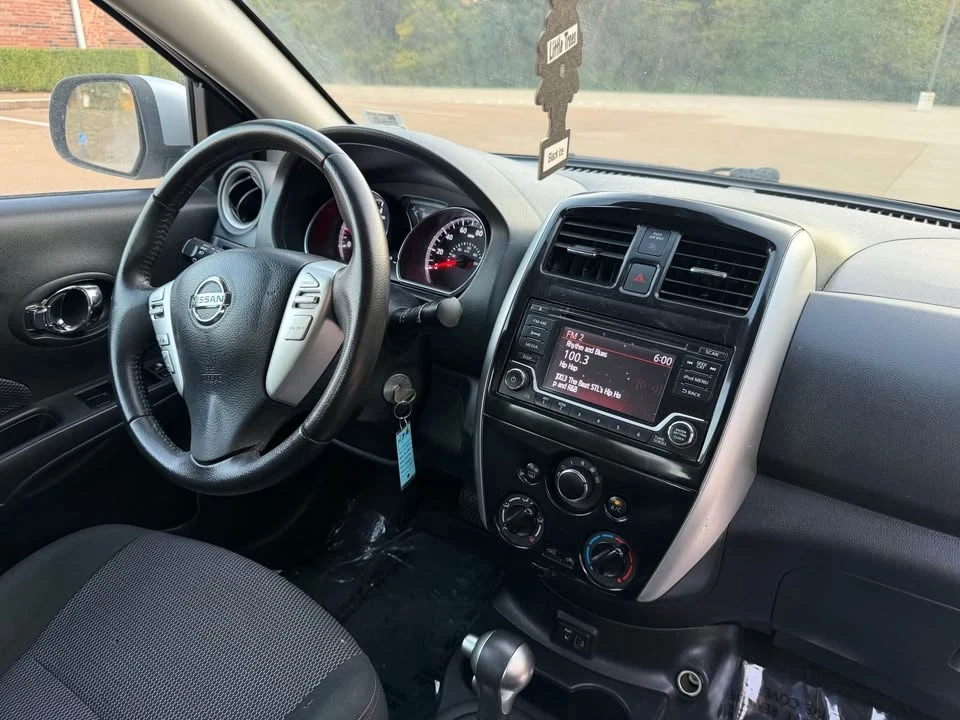 2017 Nissan Versa - Image 8 of 10