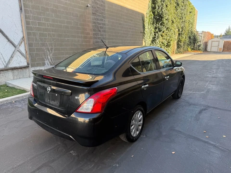 2017 Nissan Versa - Image 5 of 10