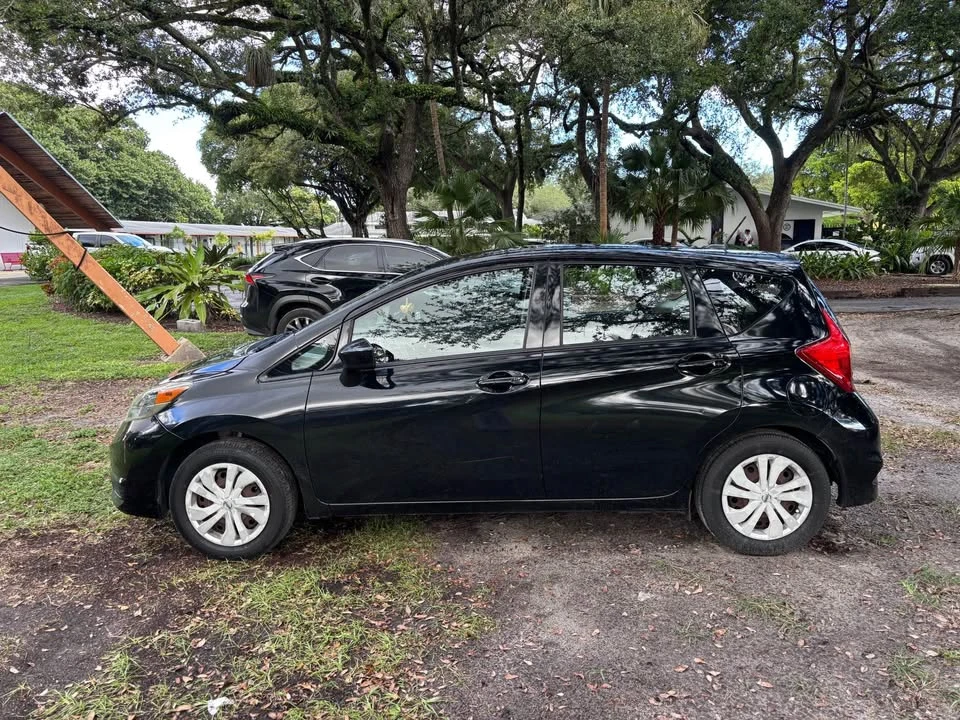 2017 Nissan Versa - Image 3 of 5