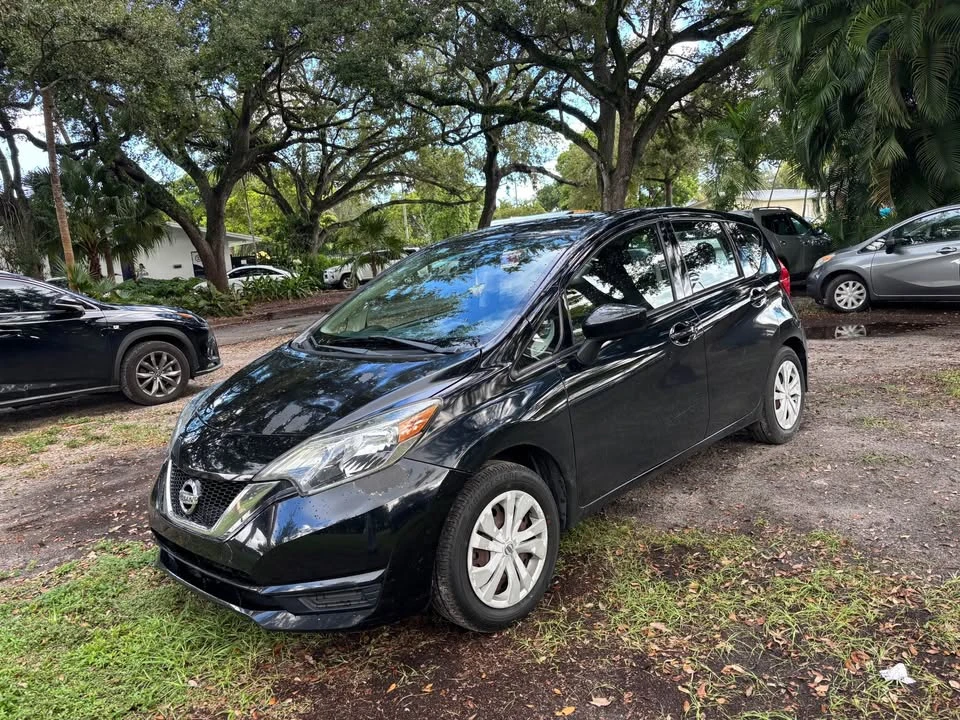 2017 Nissan Versa - Image 2 of 5