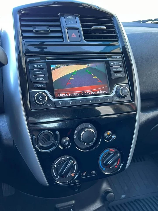 2017 Nissan Versa - Image 9 of 14