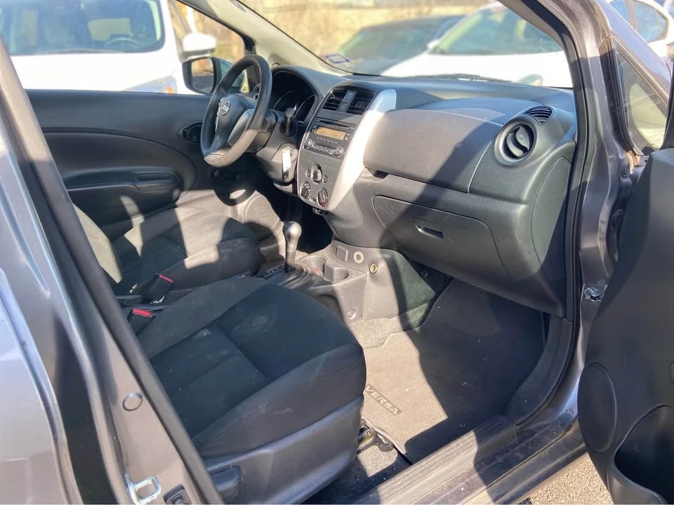 2017 Nissan Versa - Image 9 of 12