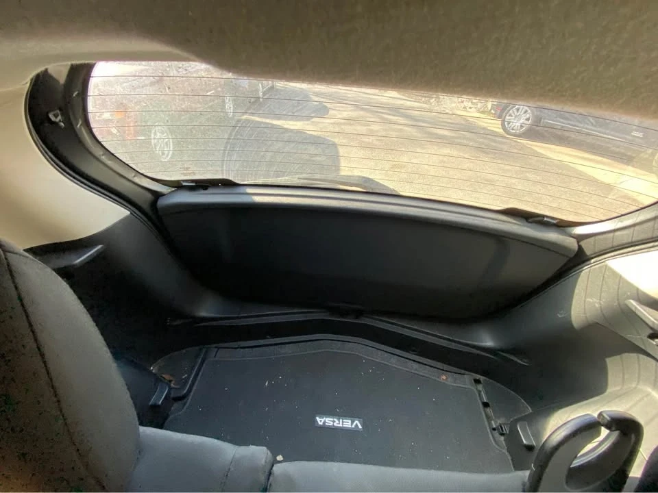 2017 Nissan Versa - Image 7 of 10