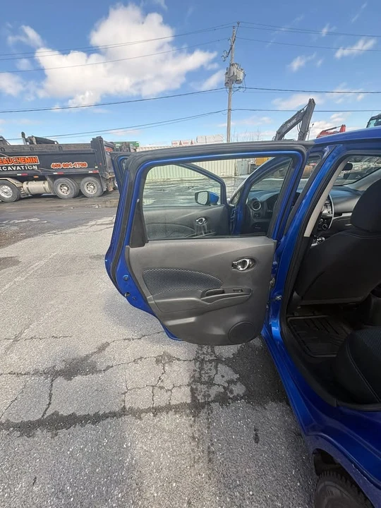 2017 Nissan Versa - Image 11 of 19