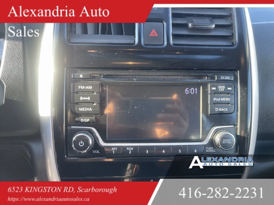 2017 Nissan Versa - Image 19 of 20
