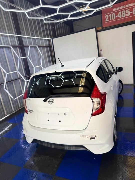 2017 Nissan Versa - Image 13 of 15