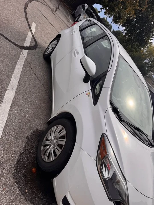 2017 Nissan Versa - Image 3 of 6