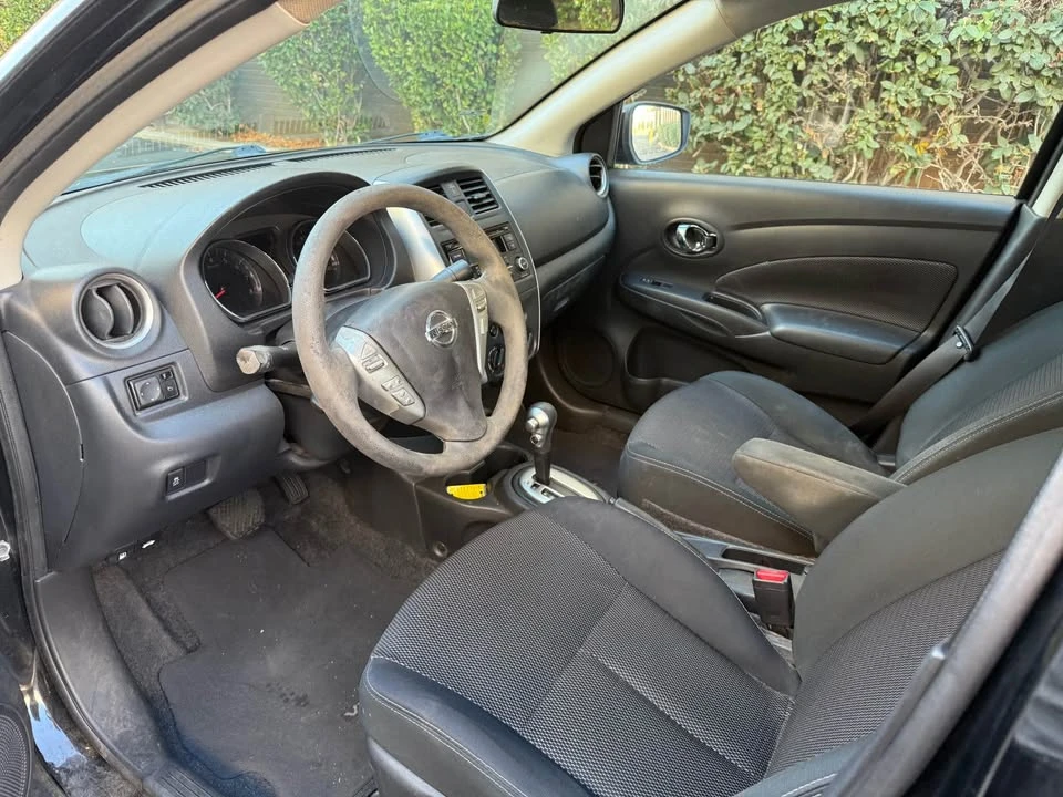 2017 Nissan Versa - Image 7 of 9