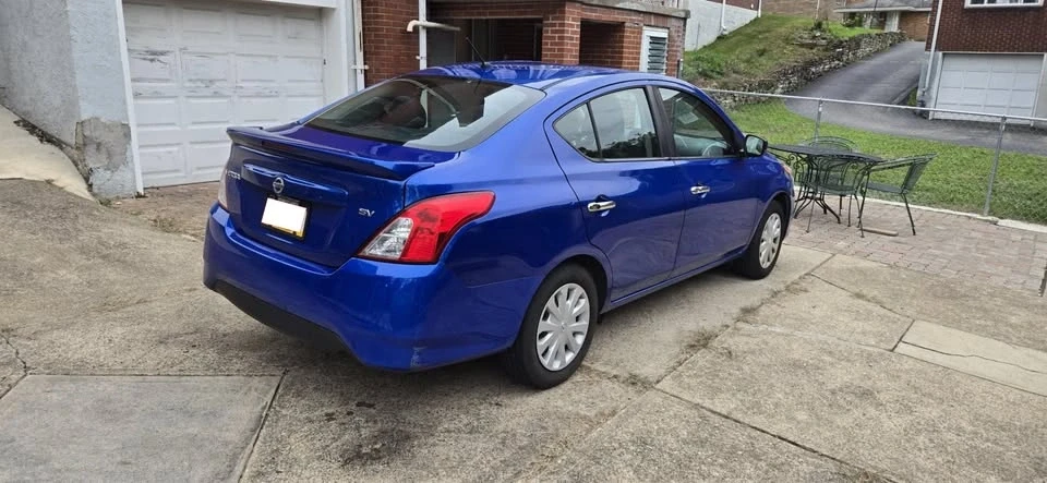 2017 Nissan Versa - Image 3 of 10