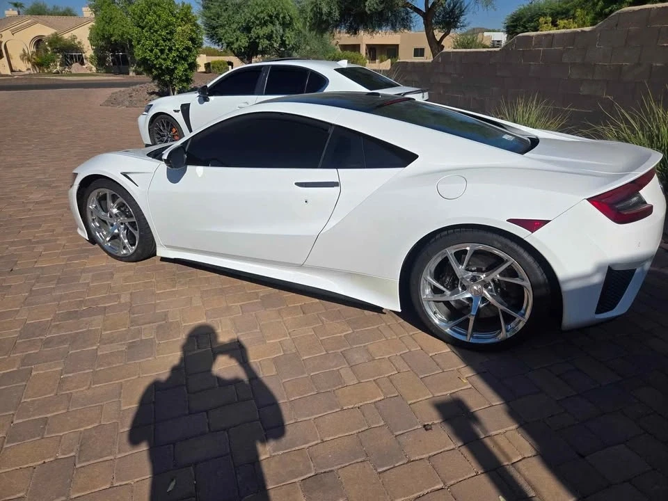 2017 Acura NC1 NSX - Image 5 of 8