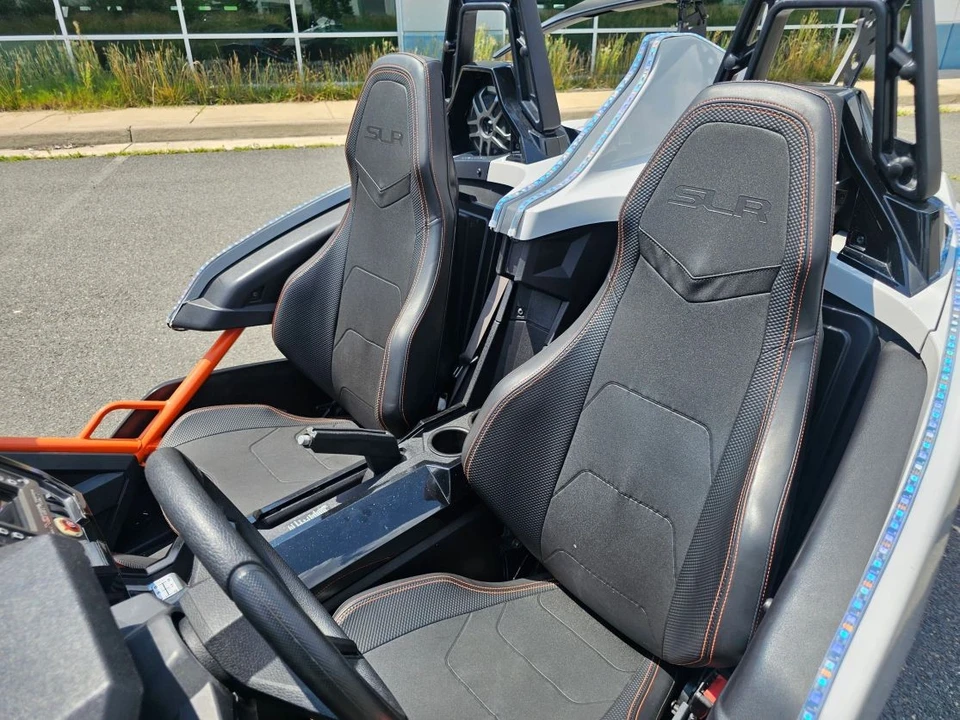 2017 Polaris Slingshot - Image 16 of 21