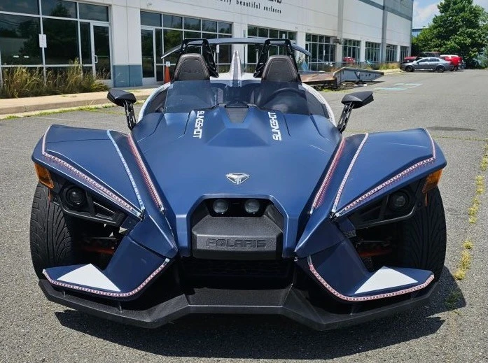 2017 Polaris Slingshot - Image 2 of 21