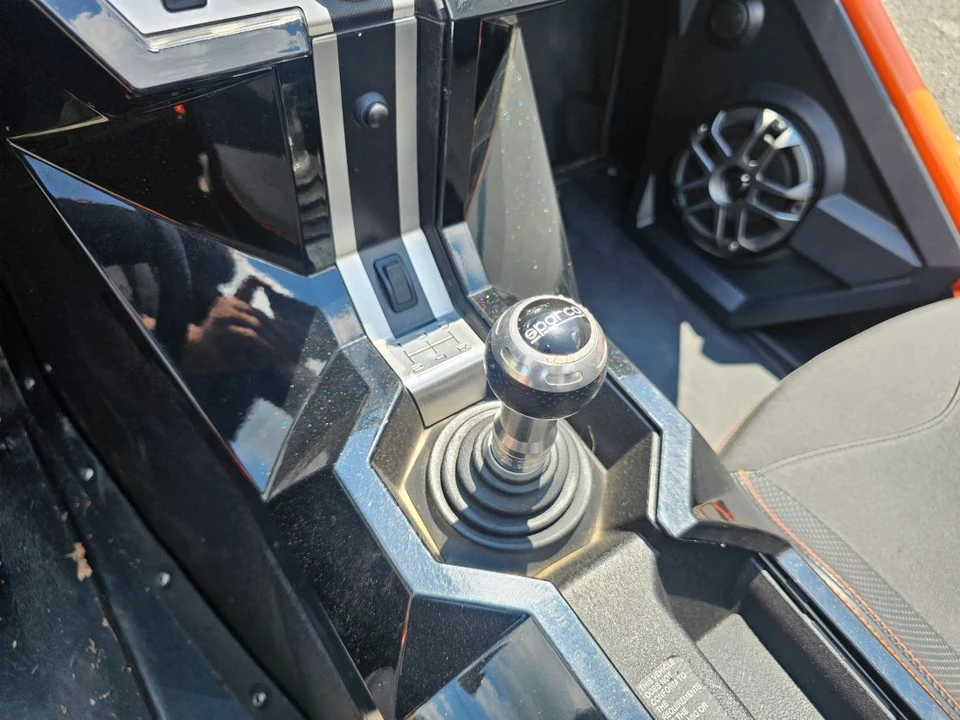 2017 Polaris Slingshot - Image 18 of 21