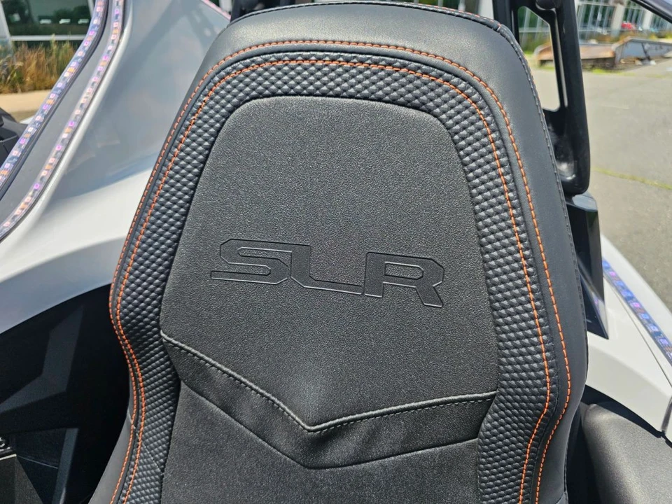 2017 Polaris Slingshot - Image 17 of 21
