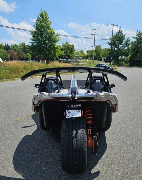 2017 Polaris Slingshot - Image 7 of 21