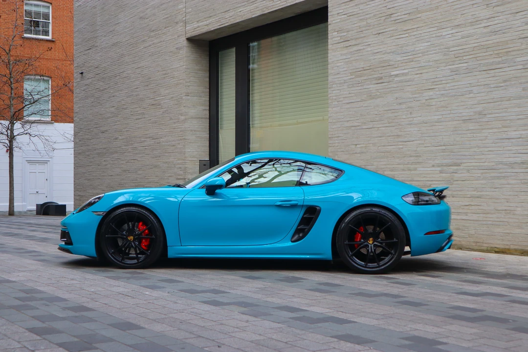 2017 Porsche 718 Cayman S - Image 16 of 18